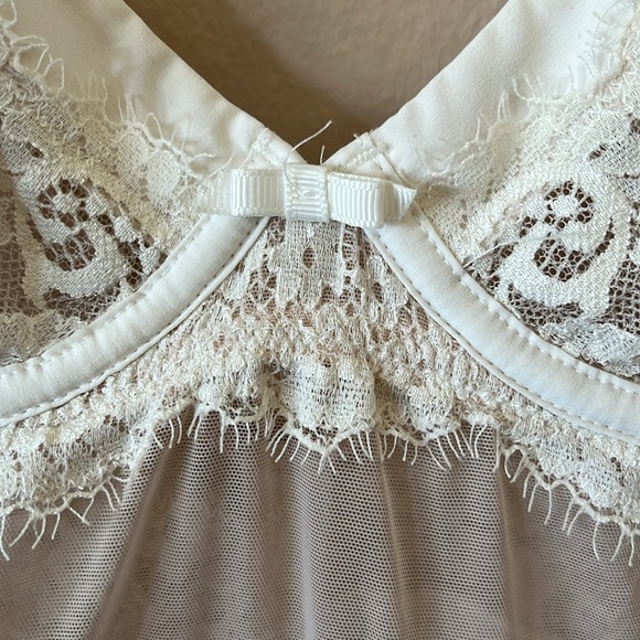 Autograph Cream Lace Slip Lingerie UK 32C / US 32B - Picture 5 of 16
